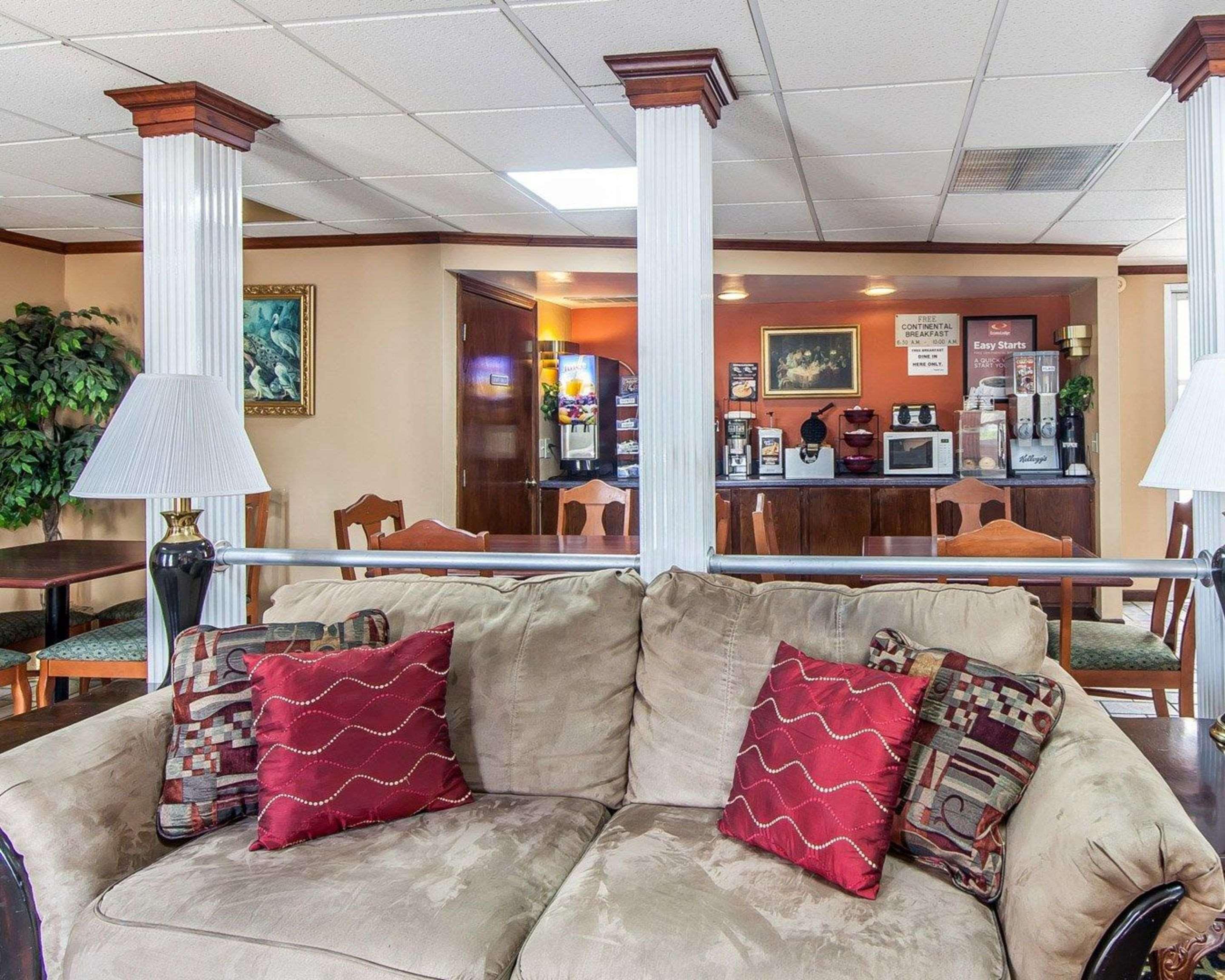 Econo Lodge Кливленд Экстерьер фото