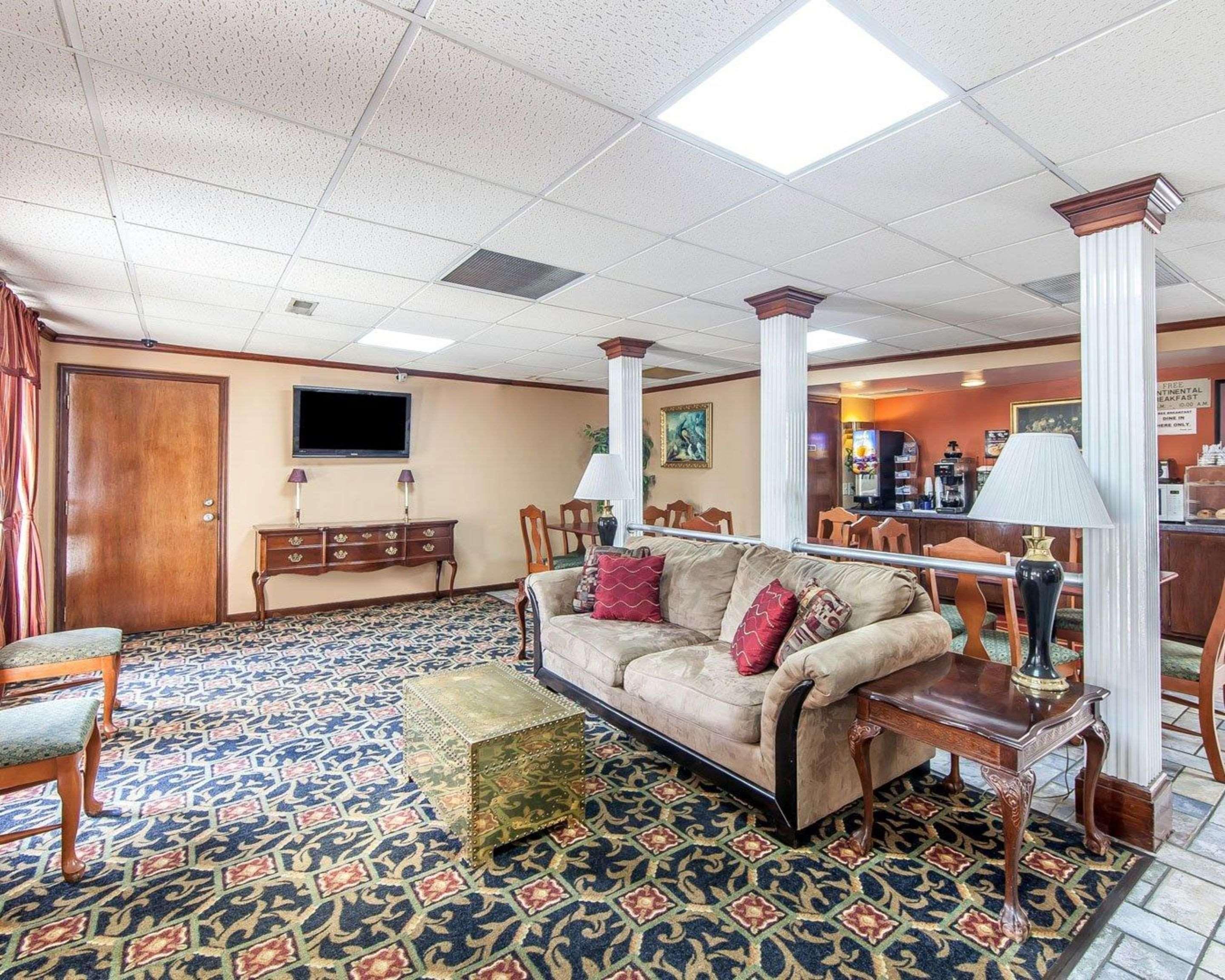 Econo Lodge Кливленд Экстерьер фото